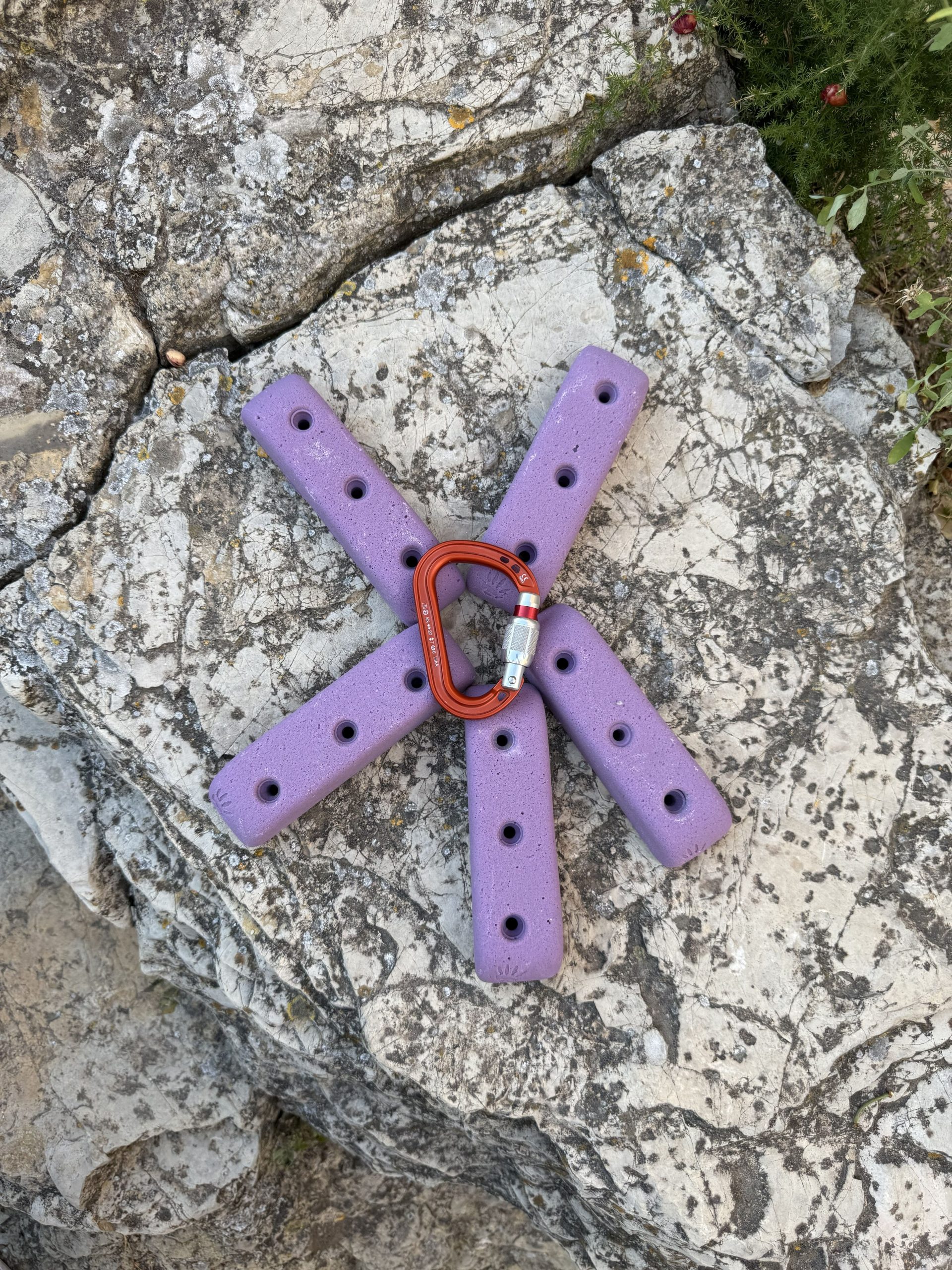 Regletas CH-BSides | Presas de Escalada para Boulder, Spray Wall y Rocódromos